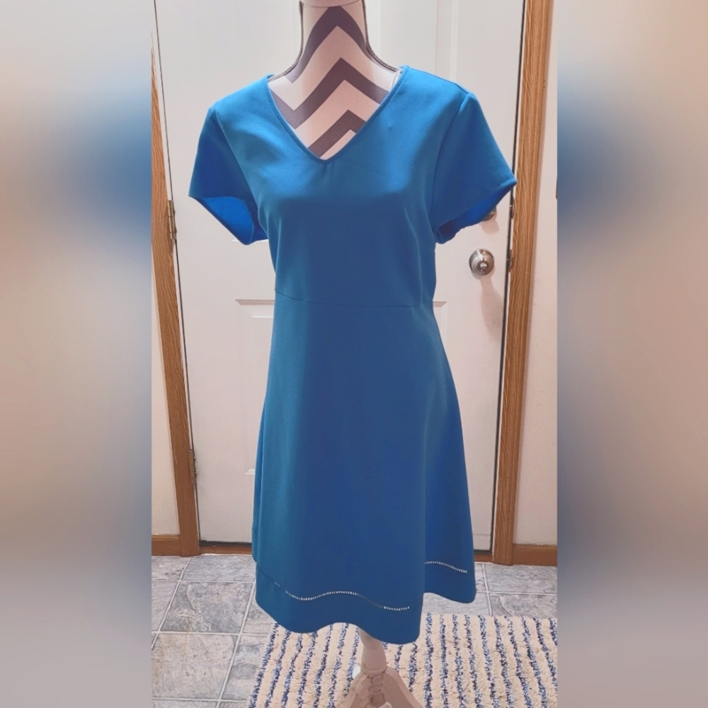 Nice dress by C''EST NOUS size XL